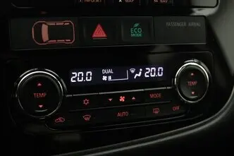 Mitsubishi Outlander, 2.0, 89 kW, pistikhübriid, automaat, nelikvedu