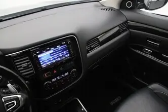 Mitsubishi Outlander, 2.0, 89 kW, pistikhübriid, automaat, nelikvedu