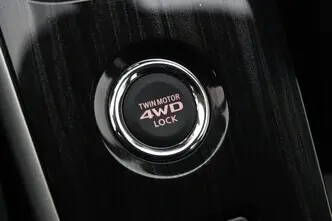 Mitsubishi Outlander, 2.0, 89 kW, pistikhübriid, automaat, nelikvedu