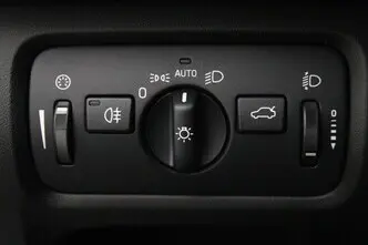 Volvo V40, 1.6, 84 kW, diisel, manuaal, esivedu