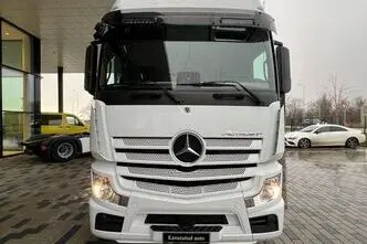 Mercedes-Benz Actros, 12.8, 330 kW, diesel, rear-wheel drive