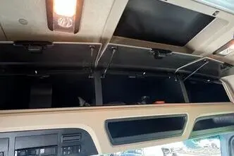 Mercedes-Benz Actros, 12.8, 330 kW, diesel, rear-wheel drive