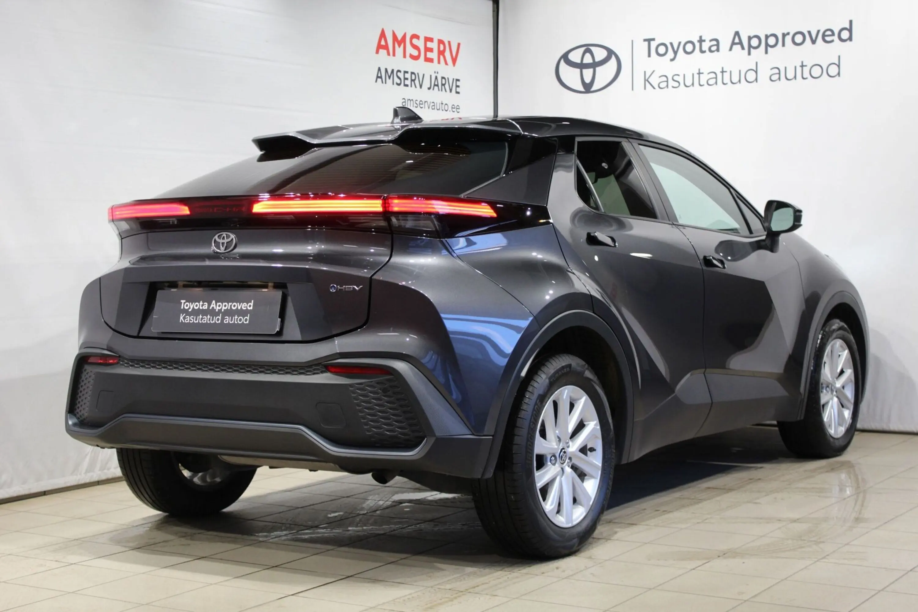 Toyota C-HR, 1.8, 72 kW, hübriid, automaat, esivedu