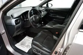 Toyota C-HR, 1.8, 72 kW, hübriid, automaat, esivedu