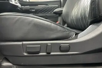 Mitsubishi Outlander, 2.4, 99 kW, pistikhübriid, automaat, nelikvedu