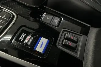 Mitsubishi Outlander, 2.4, 99 kW, pistikhübriid, automaat, nelikvedu