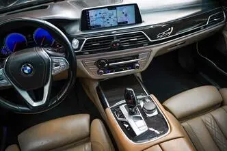 BMW 730, 3.0, 195 kW, dīzelis, automātiskā, aizmugurējā piedziņa