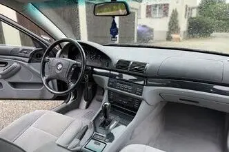BMW 523, 2.5, 140 kW, bensiin, automaat, tagavedu