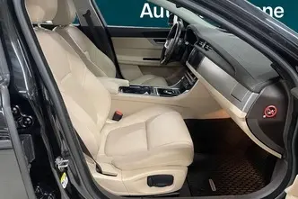 Jaguar XF, 2.0, 132 kW, diesel, automatic, four-wheel drive