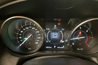 Jaguar XF, 2.0, 132 kW, diesel, automatic, four-wheel drive