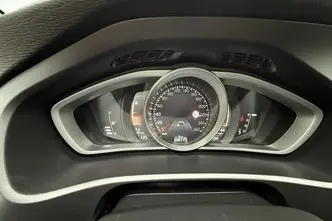 Volvo V40 Cross Country, 2.0, 110 kW, diisel, automaat, esivedu