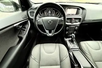 Volvo V40 Cross Country, 2.0, 110 kW, diisel, automaat, esivedu