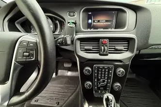 Volvo V40 Cross Country, 2.0, 110 kW, diisel, automaat, esivedu