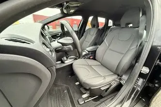 Volvo V40 Cross Country, 2.0, 110 kW, diisel, automaat, esivedu