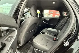 Volvo V40 Cross Country, 2.0, 110 kW, diisel, automaat, esivedu