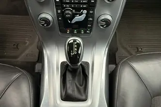 Volvo V70, 2.0, 110 kW, дизель, автомат, передний привод