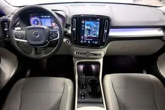 Volvo XC40, 2.0, 140 kW, бензин, автомат, передний привод