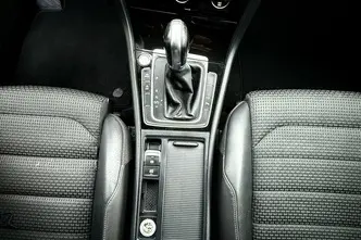 Volkswagen Golf, 2.0, 110 kW, дизель, автомат, передний привод