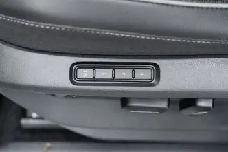 Volkswagen Tiguan, 2.0, 180 kW, бензин, автомат, полный привод