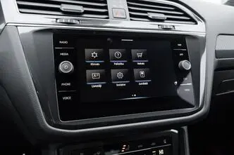 Volkswagen Tiguan, 2.0, 180 kW, бензин, автомат, полный привод