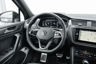 Volkswagen Tiguan, 2.0, 180 kW, бензин, автомат, полный привод