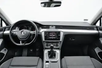 Volkswagen Passat, 2.0, 110 kW, diesel, manual, front-wheel drive