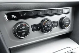 Volkswagen Passat, 2.0, 110 kW, diesel, manual, front-wheel drive