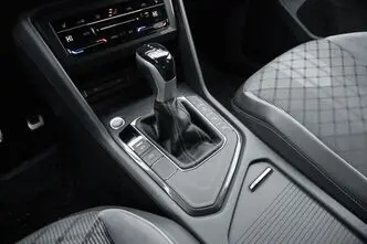 Volkswagen Tiguan, 1.5, 110 kW, бензин, автомат, передний привод