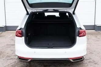 Volkswagen Passat, 2.0, 110 kW, diesel, automatic, front-wheel drive