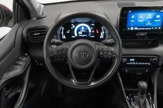 Toyota Yaris, 1.5, 68 kW, hybrid, automatic