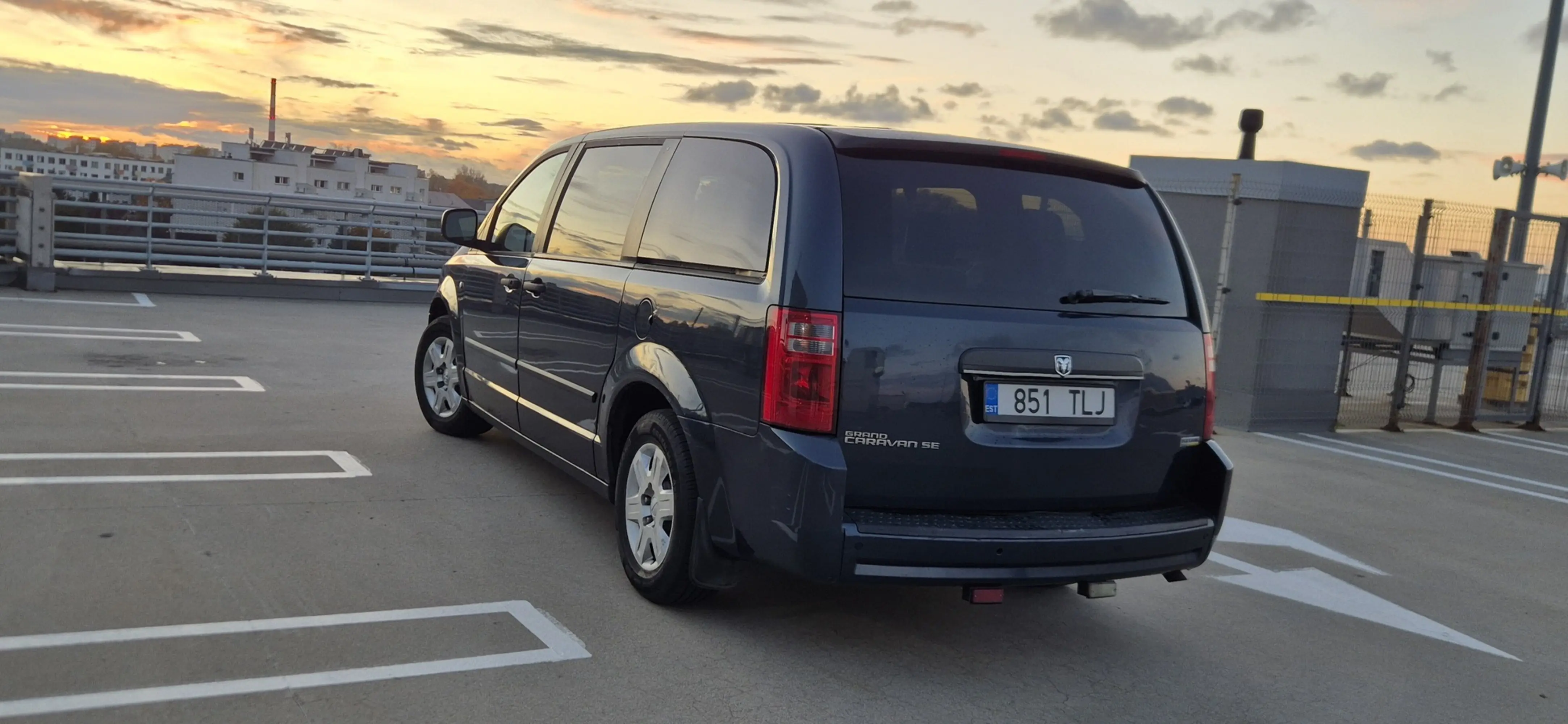 Dodge Grand Caravan, 3.3, 131 kW, bensiin, automaat, esivedu