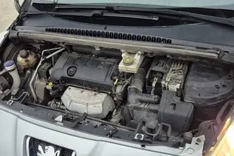 Peugeot 5008, 1.6, 88 kW, bensiin, manuaal, esivedu