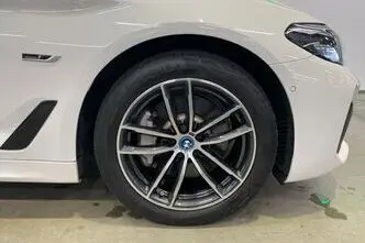 BMW 530, 2.0, 135 kW, hübriid, automaat, nelikvedu