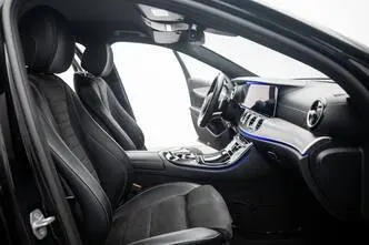 Mercedes-Benz E 350, 2.0, 210 kW, automaat, tagavedu