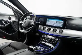 Mercedes-Benz E 350, 2.0, 210 kW, automaat, tagavedu