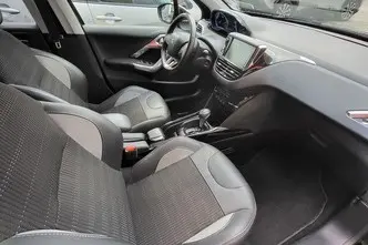 Peugeot 2008, 1.2, 81 kW, petrol, automatic, front-wheel drive