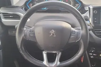 Peugeot 2008, 1.2, 81 kW, petrol, automatic, front-wheel drive