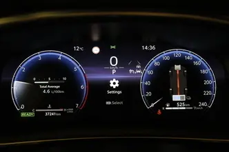 Toyota Corolla, 1.8, 72 kW, гибрид, автомат, передний привод