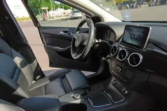 Mercedes-Benz B 200, 2.1, 100 kW, diesel, automatic, front-wheel drive