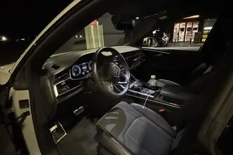 Audi Q8, 3.0, 250 kW, plug-in hybrid, automatic, four-wheel drive