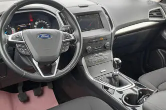 Ford Galaxy, 1.5, 118 kW, бензин, механическая, передний привод