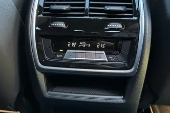 BMW X6, 3.0, 250 kW, hybrid, automatic, four-wheel drive