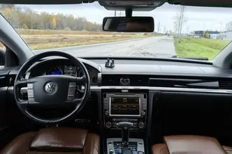 Volkswagen Phaeton, 3.0, 176 kW, diesel, automatic, four-wheel drive