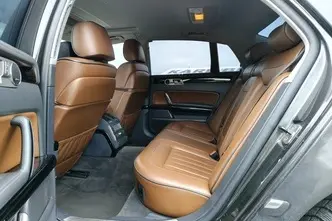 Volkswagen Phaeton, 3.0, 176 kW, diesel, automatic, four-wheel drive