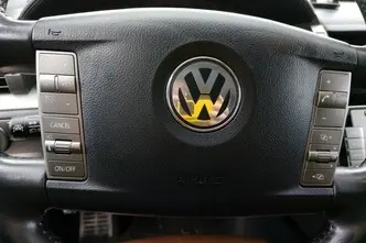 Volkswagen Phaeton, 3.0, 176 kW, diesel, automatic, four-wheel drive