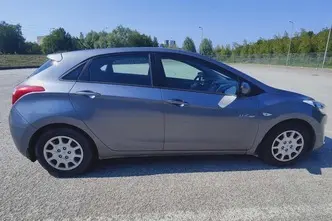 Hyundai i30, 1.4, 73 kW, бензин, механическая, передний привод