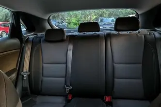 Hyundai i30, 1.4, 73 kW, бензин, механическая, передний привод