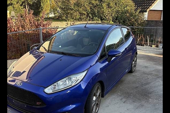 Ford Fiesta, bensiin, manuaal, tagavedu