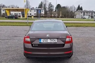 Škoda Octavia, 1.2, 77 kW, bensiin, automaat, esivedu