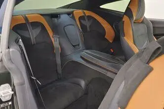 Aston Martin DBS, 5.2, 533 kW, benzīns, automātiskā, aizmugurējā piedziņa